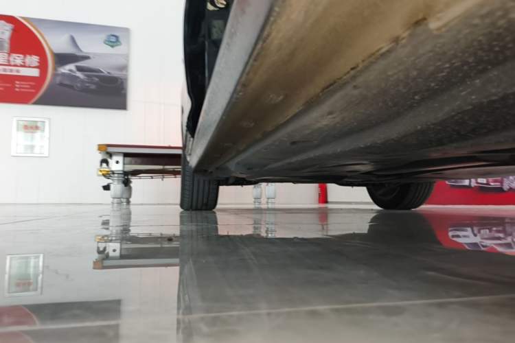 Used Volkswagen Passat 2024 380TSI Luxury Edition Right Side Sill