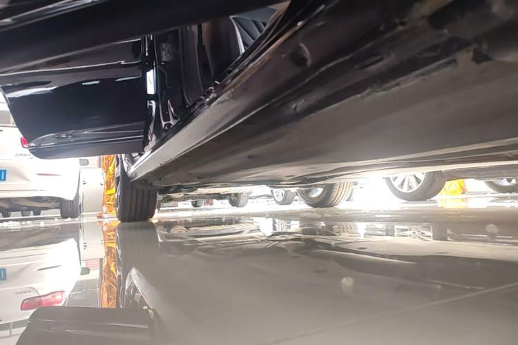 Used Volkswagen Passat 2024 330TSI Starry Elite Edition Right Side Sill