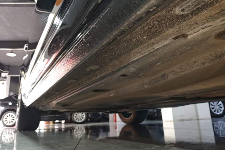Used Volkswagen Passat 2024 380TSI Starry Luxury Edition Right Side Sill