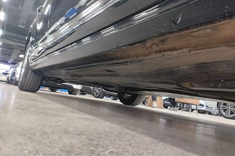 Used Volkswagen Passat 2024 280TSI Business Edition Right Side Sill