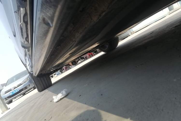 Used Volkswagen Passat 2024 330TSI Starry Elite Edition Right Side Sill
