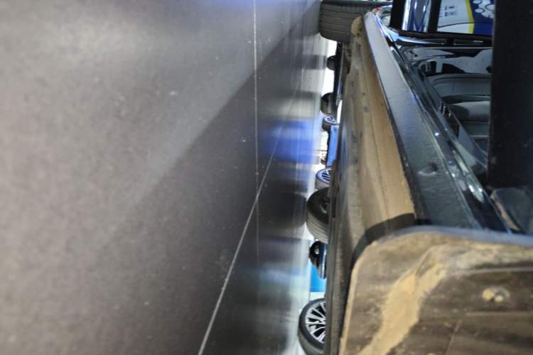 Used Volkswagen Passat 2024 330TSI Elite Edition Right Side Sill