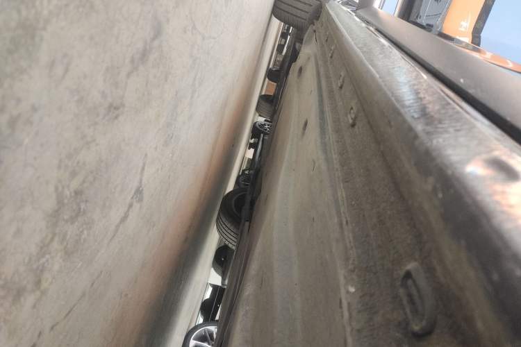 Used Volkswagen Passat 2024 380TSI Elite Edition Right Side Sill