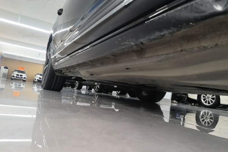 Used Volkswagen Passat 2024 330TSI Starry Elite Edition Right Side Sill