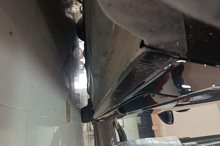 Used Volkswagen Passat 2024 380TSI Starry Elite Edition Right Side Sill