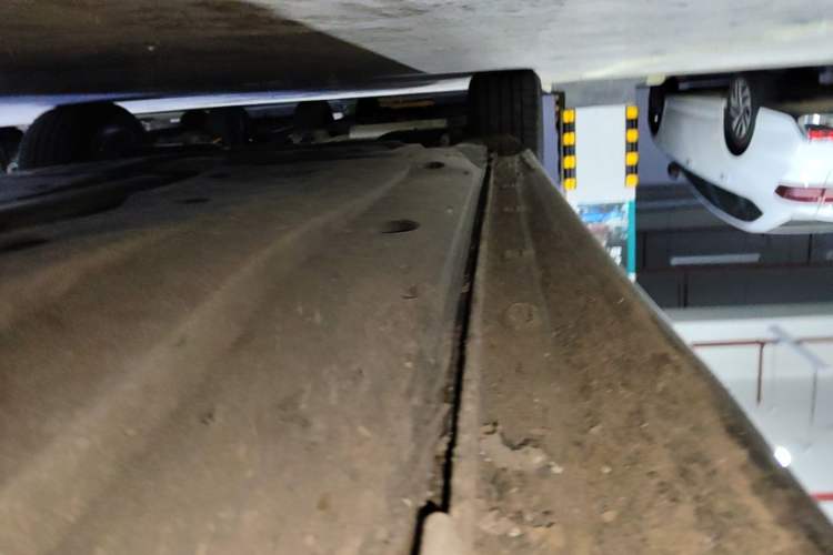 Used Volkswagen Passat 2024 380TSI Dragon Edition Right Side Sill
