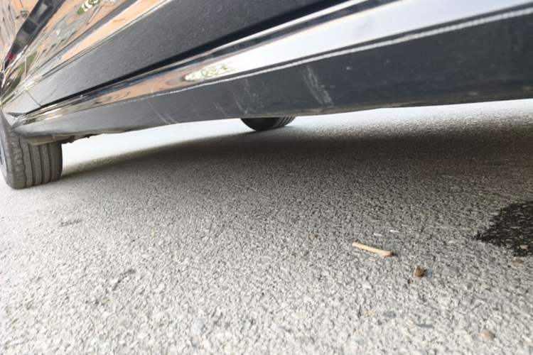 Used Volkswagen Passat 2024 380TSI Dragon Edition Right Side Sill