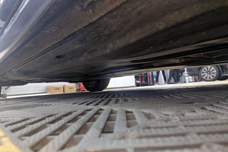 Used Volkswagen Passat 2024 380TSI Dragon Edition Right Side Sill