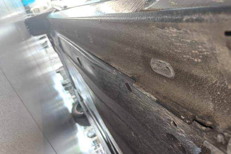 Used Volkswagen Passat 2024 380TSI Starry Dragon Edition Right Side Sill