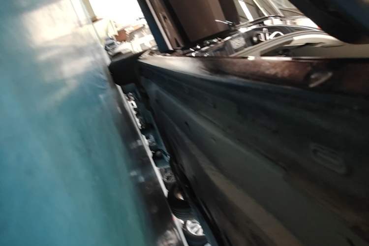 Used Volkswagen Passat 2024 280TSI Business Edition Right Side Sill