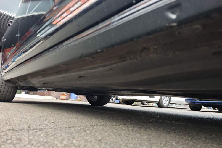 Used Volkswagen Passat 2024 380TSI Elite Edition Right Side Sill
