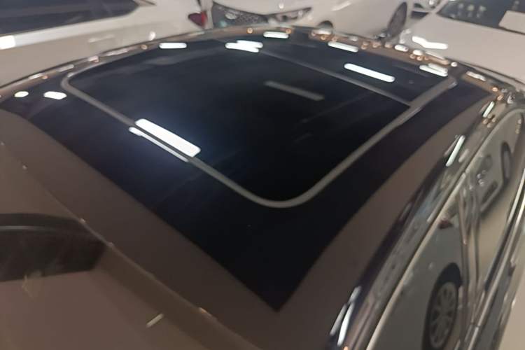 Used Volkswagen Passat 2024 380TSI Starry Elite Edition Roof