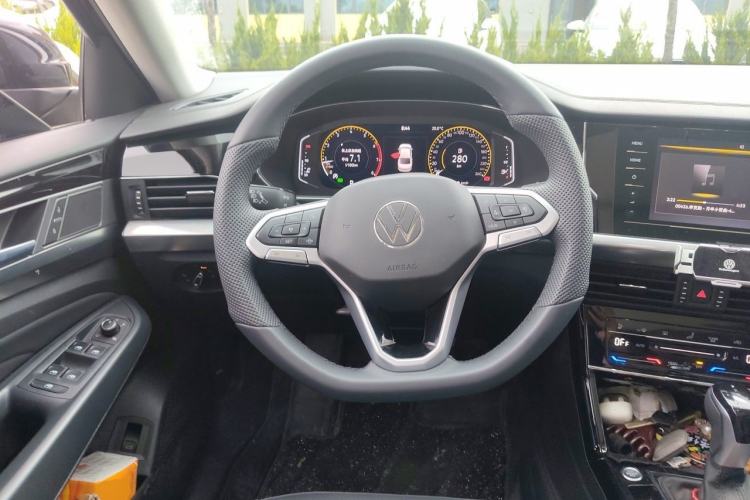 Used Volkswagen Passat 2024 330TSI Starry Elite Edition Steering Wheel