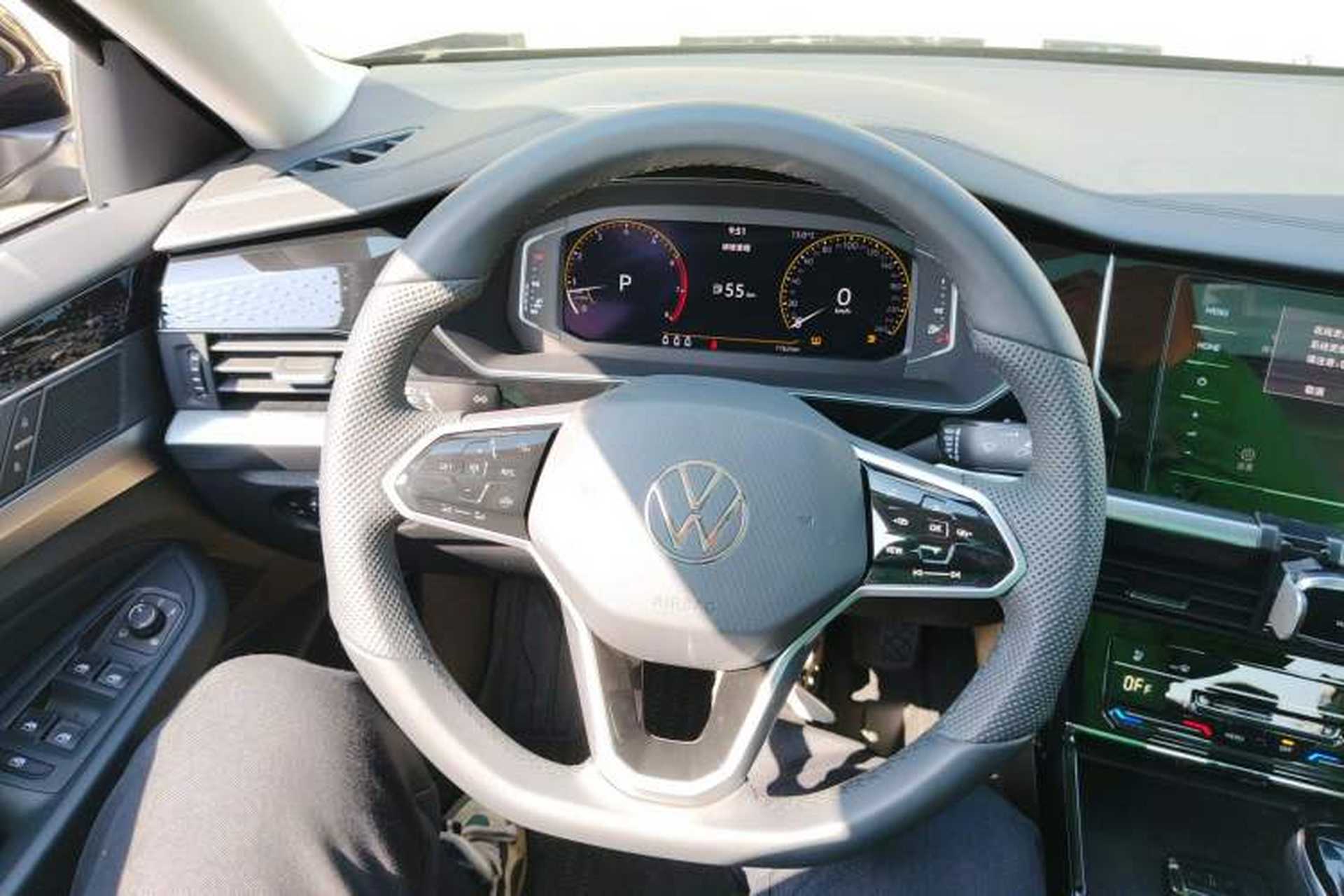 Used Volkswagen Passat 2024 380TSI Elite Edition Steering Wheel