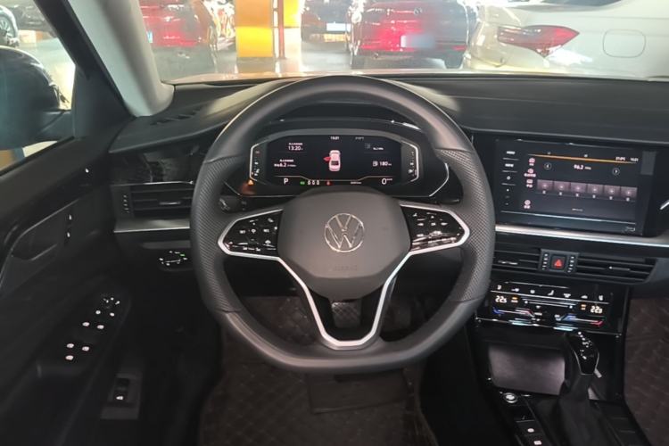 Used Volkswagen Passat 2024 330TSI Starry Elite Edition Steering Wheel