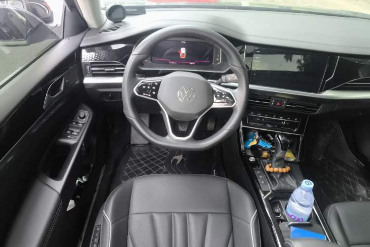 Used Volkswagen Passat 2024 380TSI Starry Luxury Edition Steering Wheel