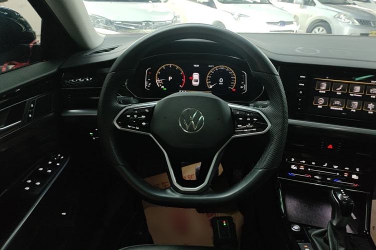 Used Volkswagen Passat 2024 380TSI Starry Elite Edition Steering Wheel