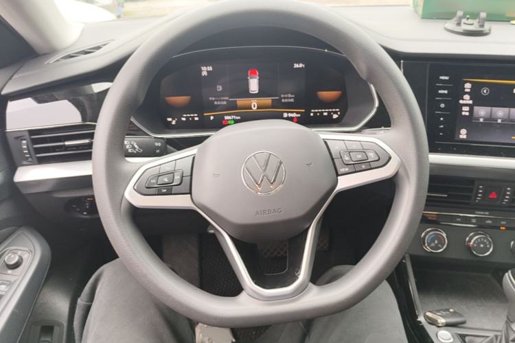 Used Volkswagen Passat 2024 280TSI Business Edition Steering Wheel