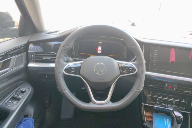 Used Volkswagen Passat 2024 380TSI Starry Dragon Edition Steering Wheel