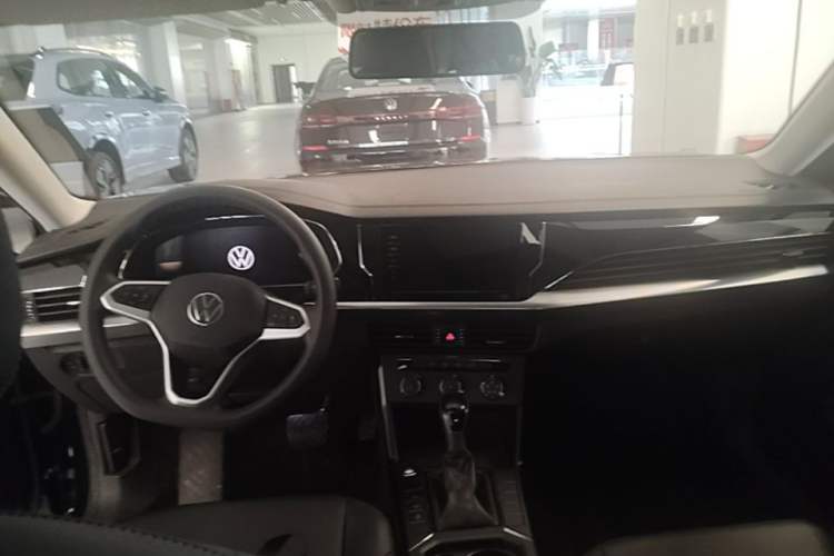 Used Volkswagen Passat 2024 280TSI Business Edition Steering Wheel