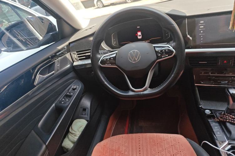 Used Volkswagen Passat 2024 330TSI Elite Edition Steering Wheel