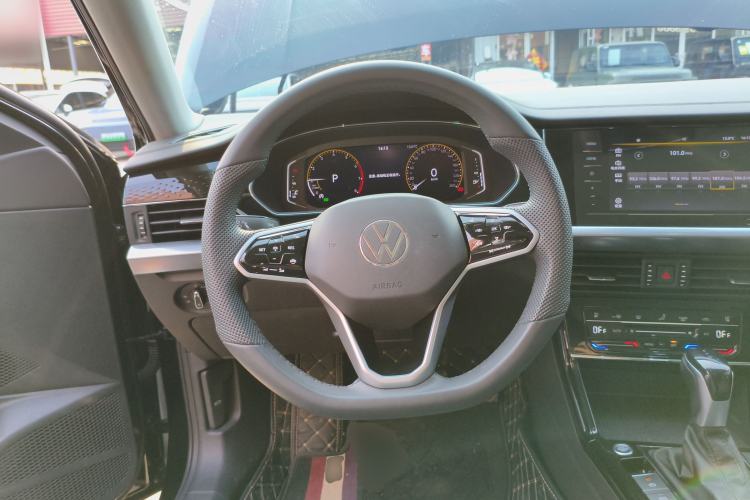 Used Volkswagen Passat 2024 330TSI Starry Elite Edition Steering Wheel