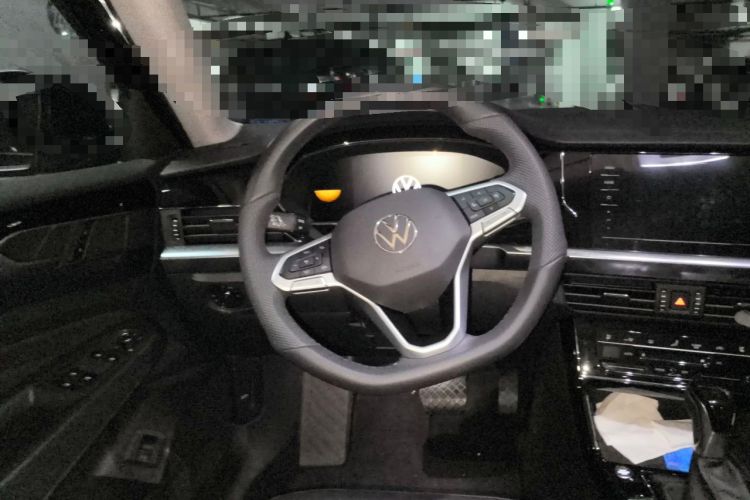 Used Volkswagen Passat 2024 330TSI Elite Edition Steering Wheel