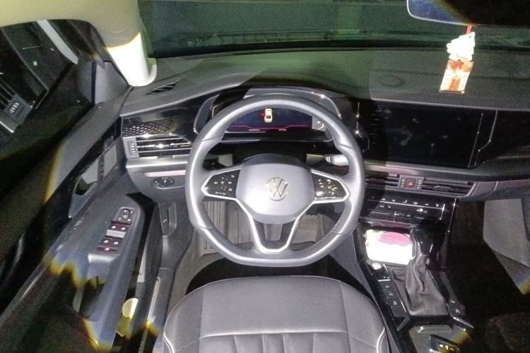 Used Volkswagen Passat 2024 380TSI Starry Luxury Edition Steering Wheel