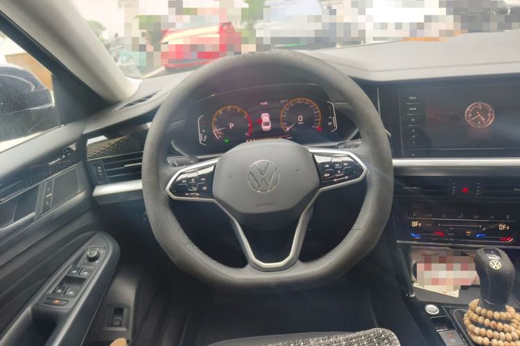 Used Volkswagen Passat 2024 330TSI Elite Edition Steering Wheel