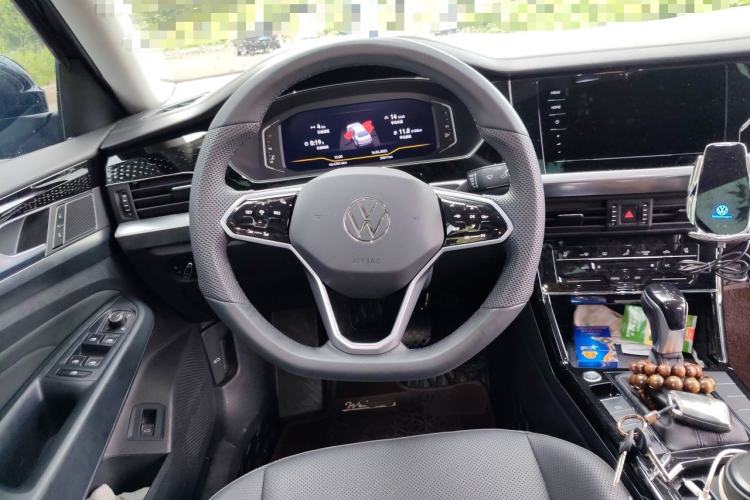 Used Volkswagen Passat 2024 380TSI Starry Elite Edition Steering Wheel
