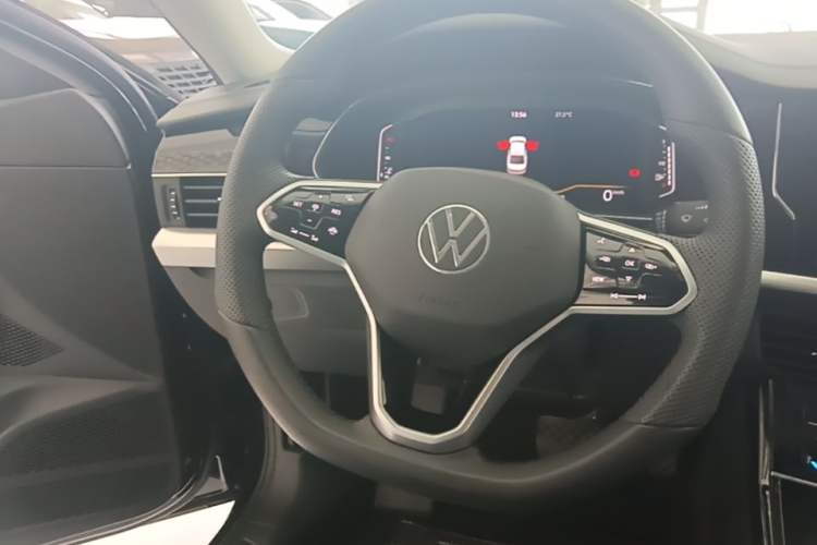 Used Volkswagen Passat 2024 380TSI Starry Elite Edition Steering Wheel