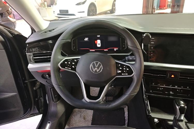 Used Volkswagen Passat 2024 380TSI Starry Luxury Edition Steering Wheel