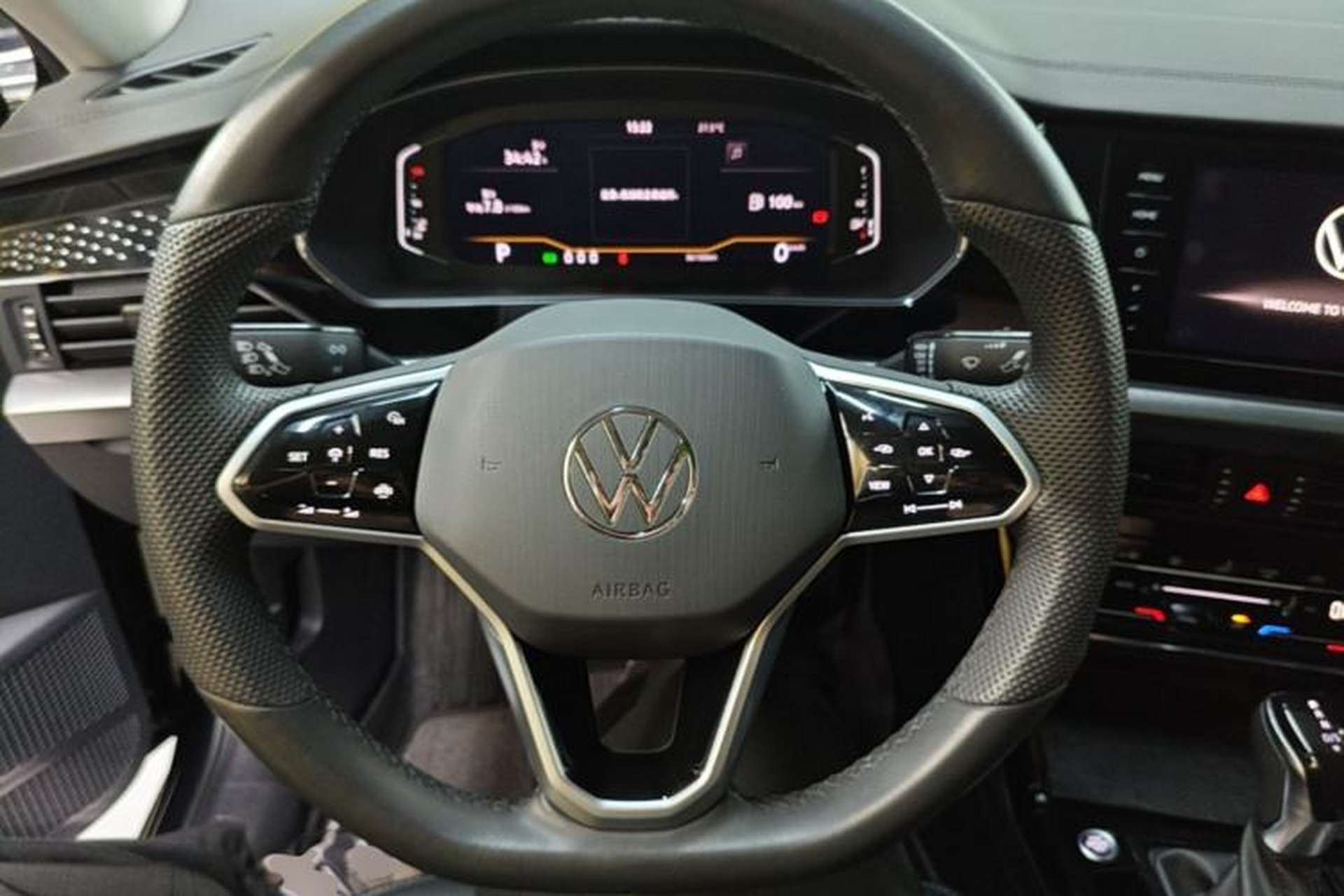 Used Volkswagen Passat 2024 380TSI Starry Elite Edition Steering Wheel