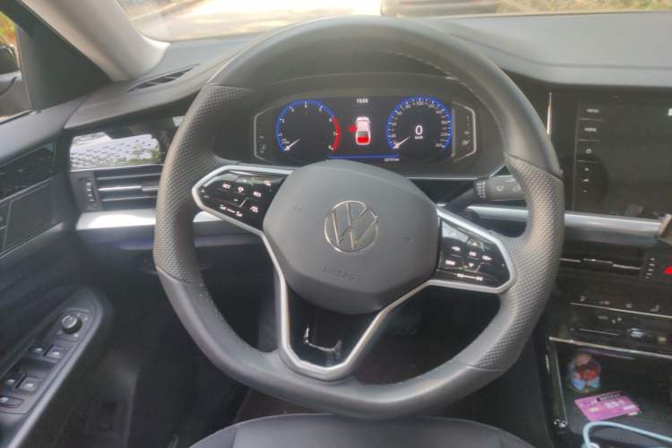 Used Volkswagen Passat 2024 380TSI Starry Luxury Edition Steering Wheel