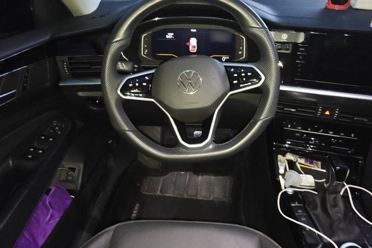 Used Volkswagen Passat 2024 380TSI Starry Elite Edition Steering Wheel