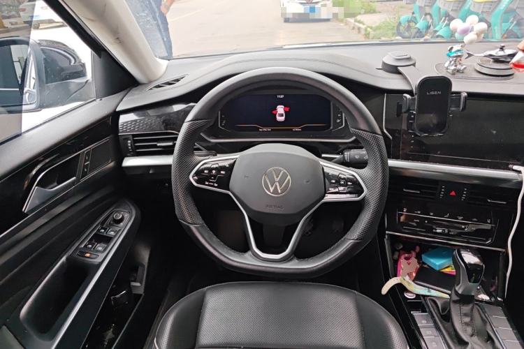 Used Volkswagen Passat 2024 380TSI Starry Elite Edition Steering Wheel