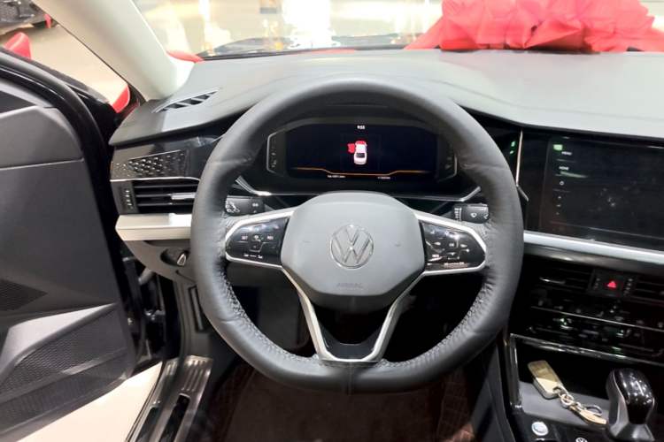 Used Volkswagen Passat 2024 330TSI Starry Elite Edition Steering Wheel
