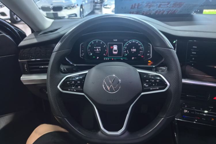 Used Volkswagen Passat 2024 380TSI Starry Elite Edition Steering Wheel