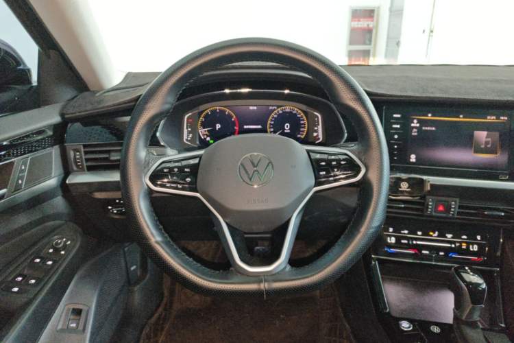 Used Volkswagen Passat 2024 330TSI Starry Elite Edition Steering Wheel