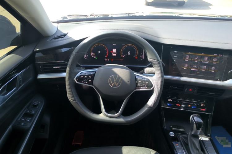 Used Volkswagen Passat 2024 330TSI Starry Elite Edition Steering Wheel
