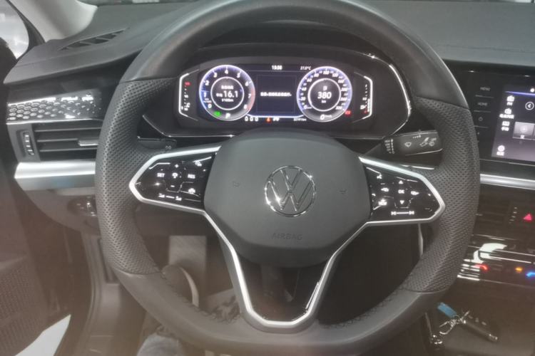 Used Volkswagen Passat 2024 380TSI Starry Elite Edition Steering Wheel