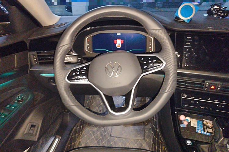 Used Volkswagen Passat 2024 380TSI Starry Luxury Edition Steering Wheel