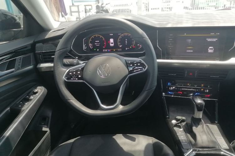 Used Volkswagen Passat 2024 330TSI Starry Elite Edition Steering Wheel