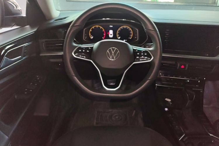 Used Volkswagen Passat 2024 330TSI Elite Edition Steering Wheel