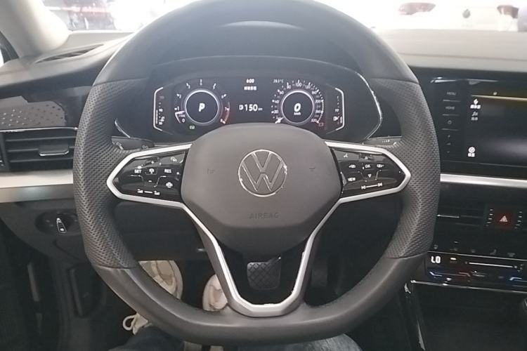 Used Volkswagen Passat 2024 380TSI Starry Elite Edition Steering Wheel