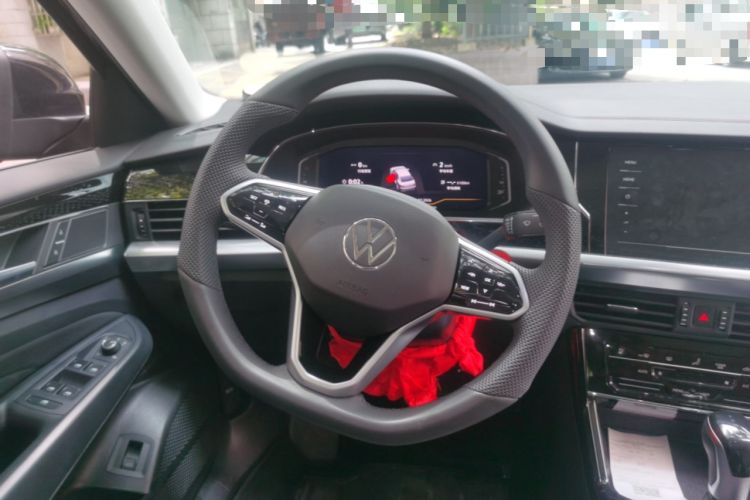 Used Volkswagen Passat 2024 380TSI Starry Dragon Edition Steering Wheel