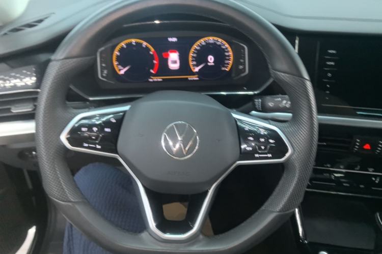 Used Volkswagen Passat 2024 330TSI Starry Elite Edition Steering Wheel