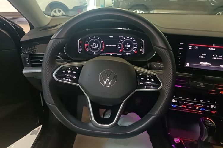 Used Volkswagen Passat 2024 380TSI Starry Elite Edition Steering Wheel