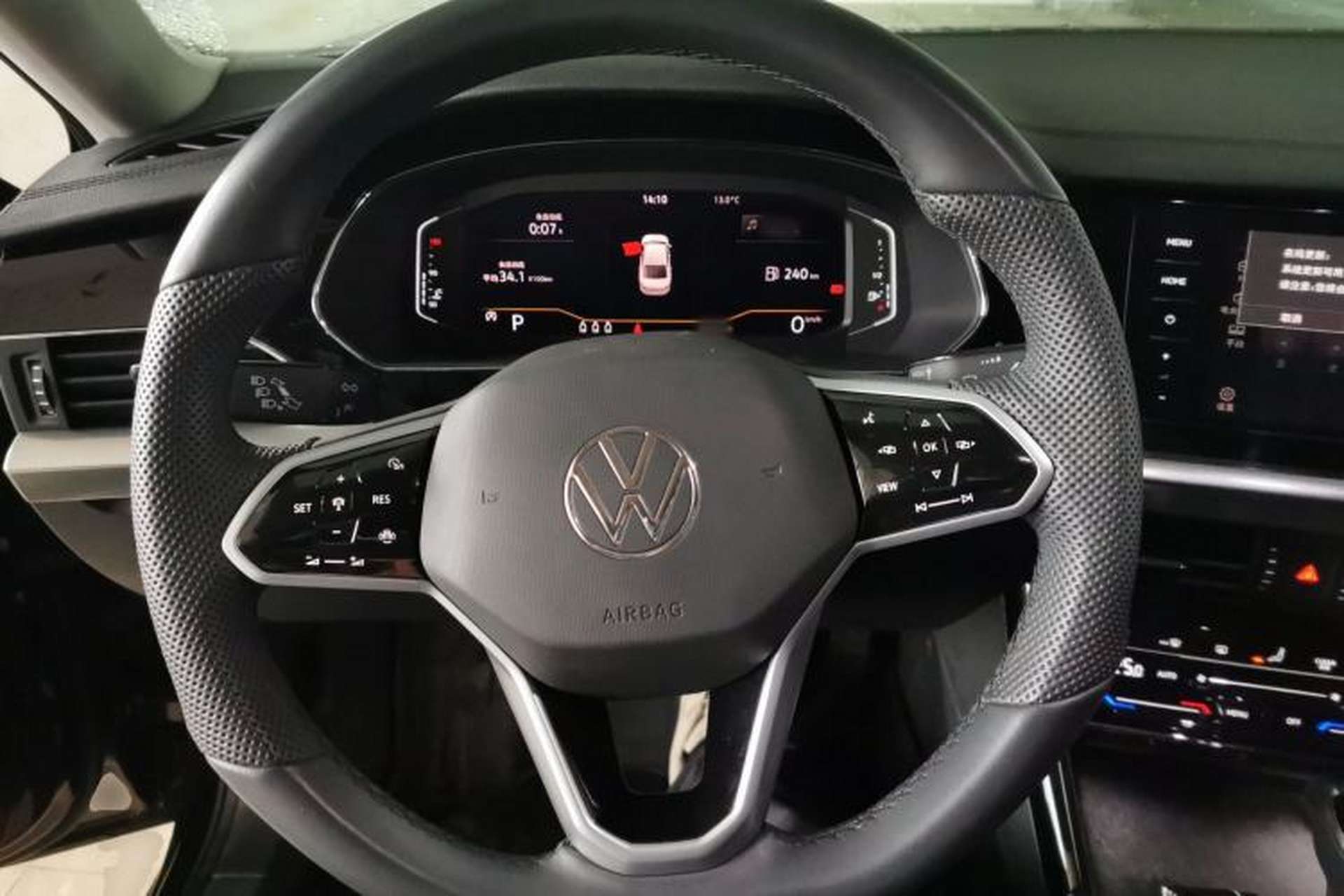 Used Volkswagen Passat 2024 380TSI Starry Dragon Edition Steering Wheel