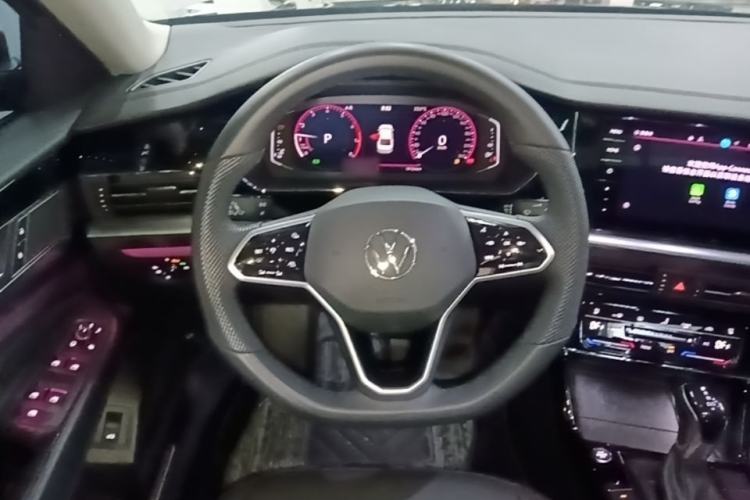 Used Volkswagen Passat 2024 380TSI Dragon Glory Edition Steering Wheel